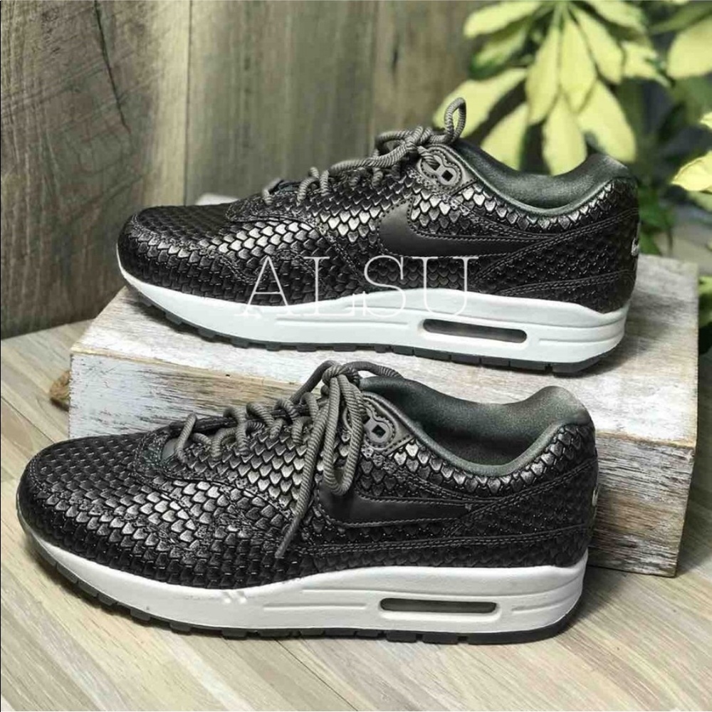 Nike Air Max 1 PRM Mtlc Pewter Grey Metallic W - Picture 6 of 8
